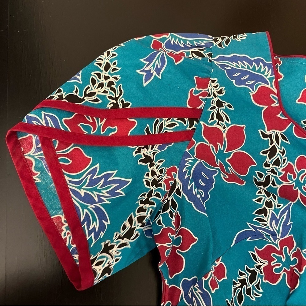 Hilo Hattie Hawaiian midi/maxi dress, turquoise and red, tropical print sz 14 - Picture 7 of 13